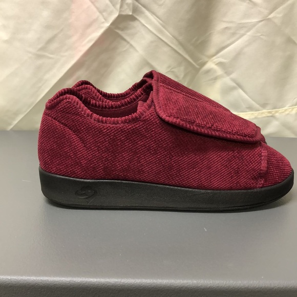 Silverts | Brand New Velcro Slippers - Picture 5 of 10